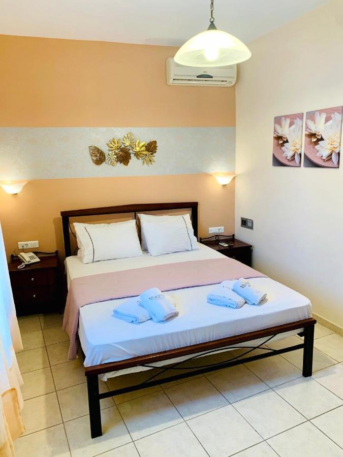 Virginia Hotel Tinos Екстер'єр фото